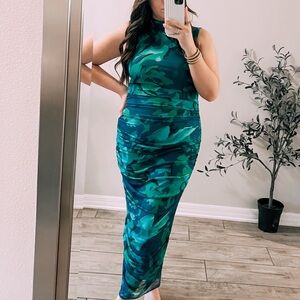 Elegant Green/Blue Dress